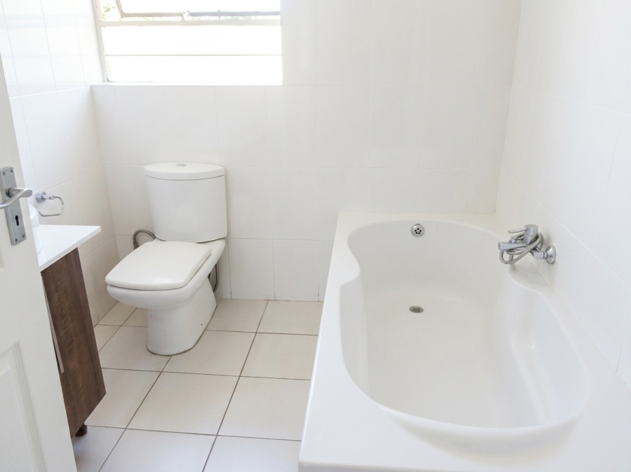 To Let 3 Bedroom Property for Rent in Geelhoutpark North West